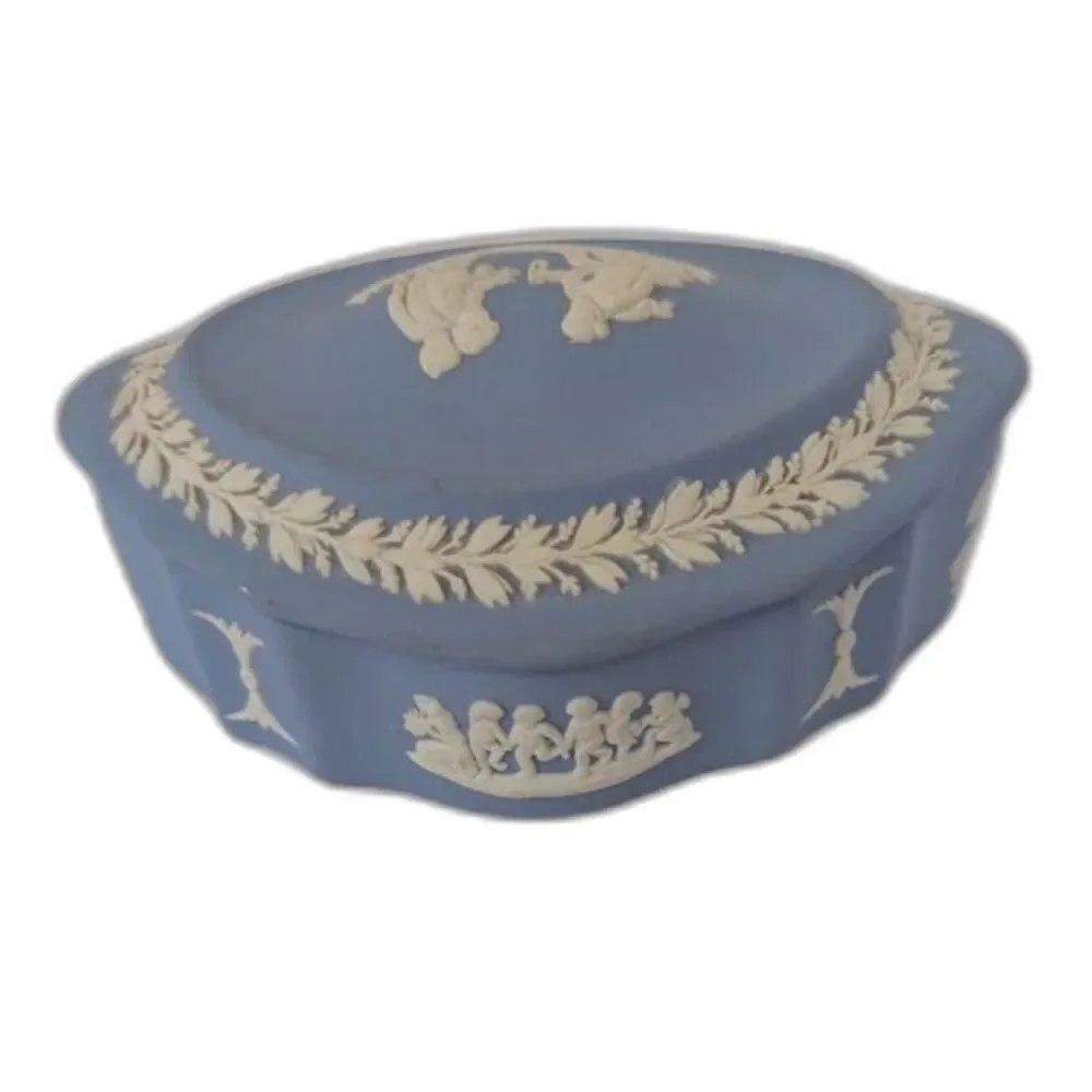 Vintage 1961 Wedgwood Blue Jasperware Oval Lidded Trinket Pin Dish Cherubs Engla